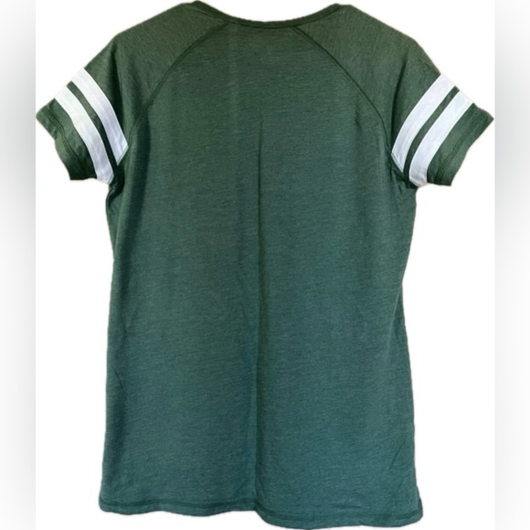 Green Bay Packers shirt. Women’s size S. Excellent condition! - Picture 2 of 3